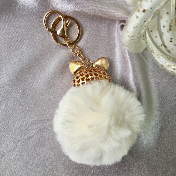 Rhinestone Fox Furry Pom Pom Pearl Keychain Purse - Picture 4 of 4